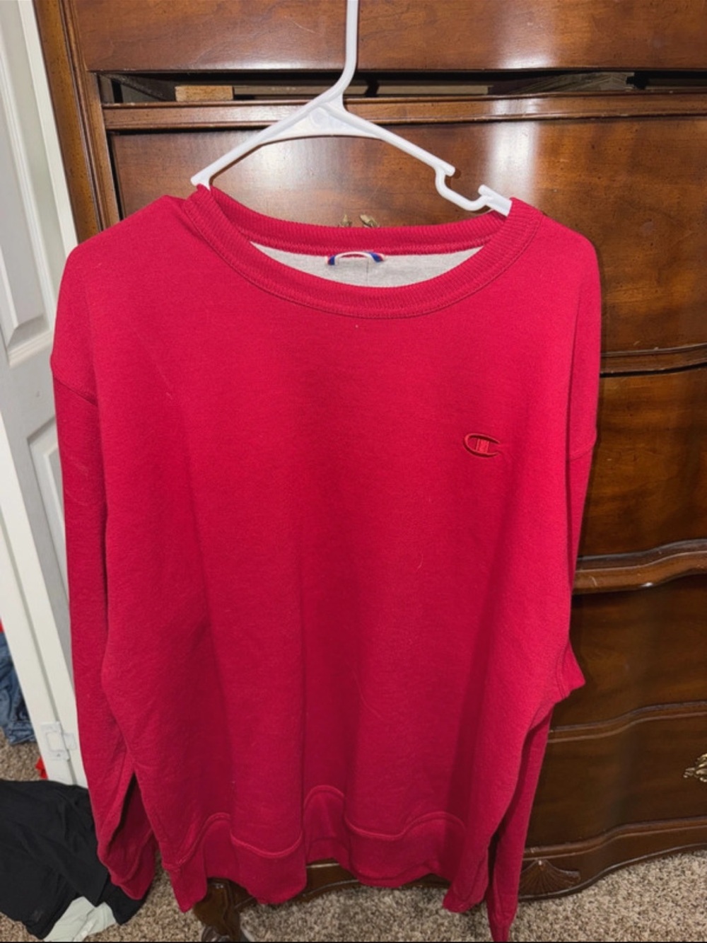 Champion Women’s Fuchsia Crewneck Sweatshirt